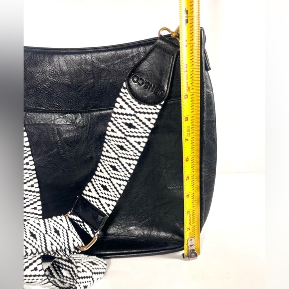 Jen & Co Chloe Crossbody With Guitar Strap Black Vegan Leather White/black Strap - Picture 9 of 12